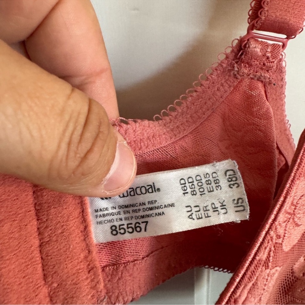 Wacoal rose‎ pink Awareness bra size 38D - Picture 3 of 5